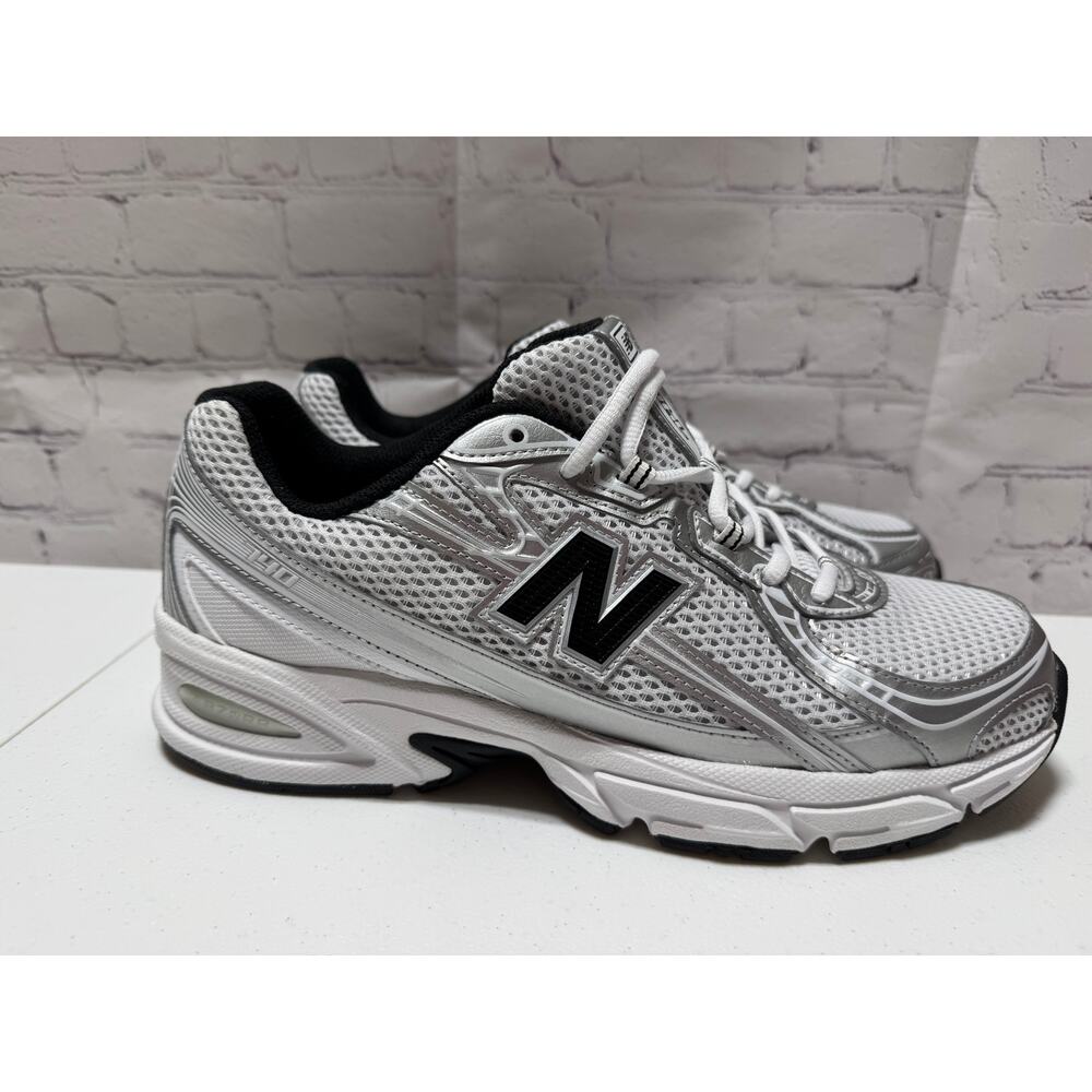 New Balance 740 Black Grey U740BM2 Unisex Sneakers Men’s 9.5 / Women’s 11 NIB
